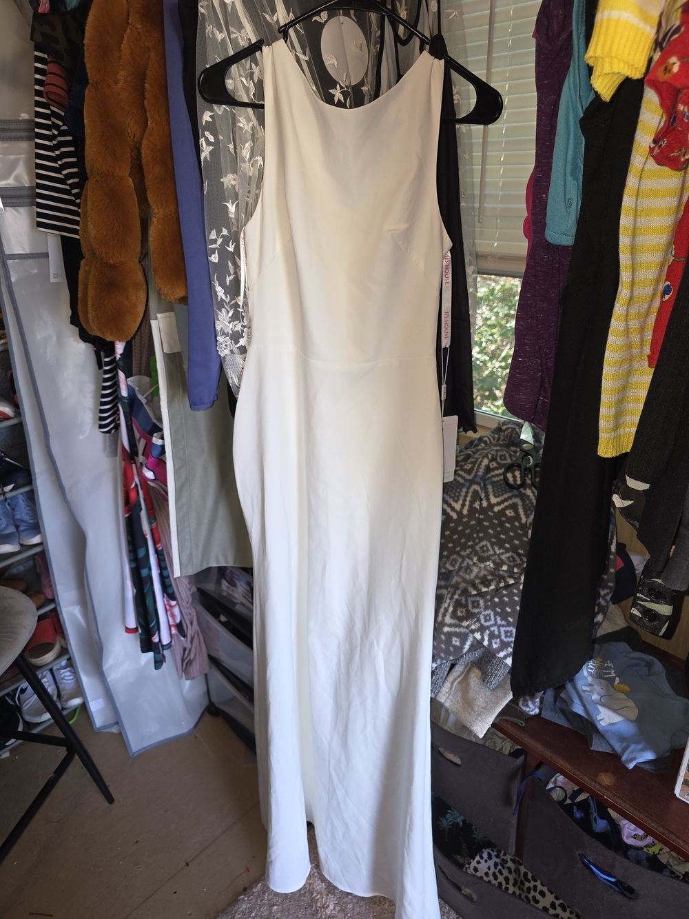 Jjs House White Sleeveless Maxi Dress - Elegant Minimalist